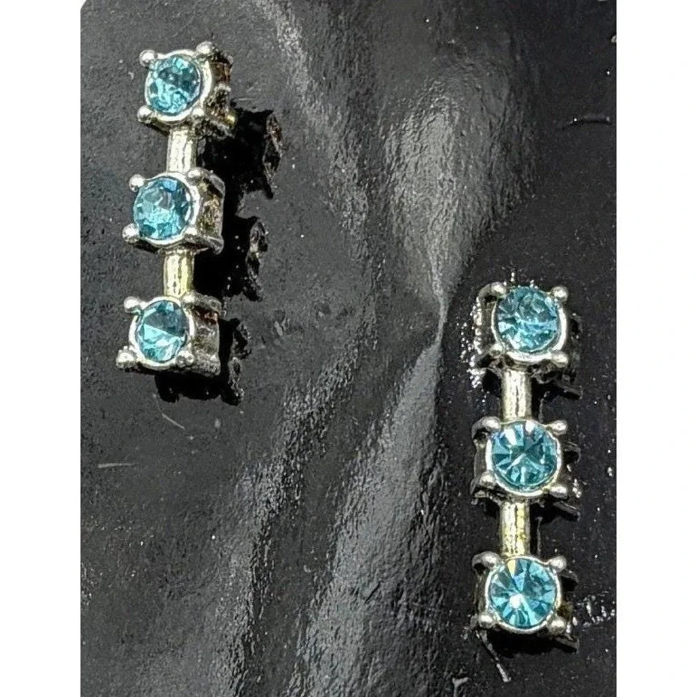 March Birthstone Stud Earrings Aqua Rhinestone Silver Tone NOS NWT